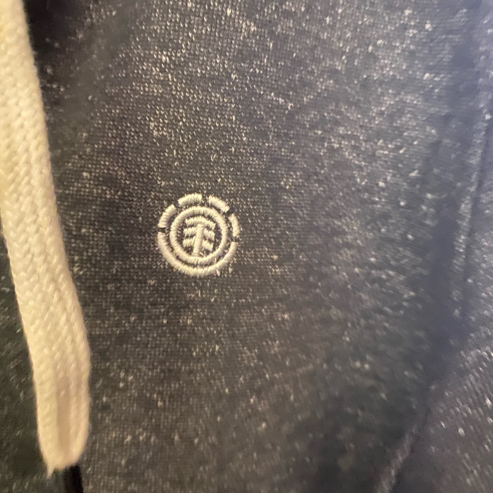 Element - Picture 2 of 5